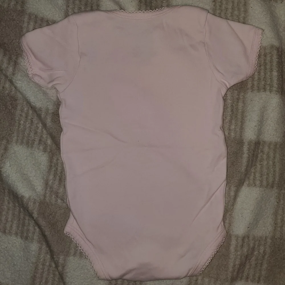 5 for $25 | Buc-ee's Floral Logo Pastel Pink Baby Bodysuit Onesie